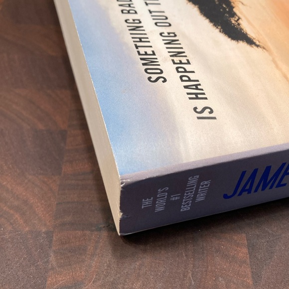 Paperback Bestseller Zoo by James Patterson - Picture 3 of 8